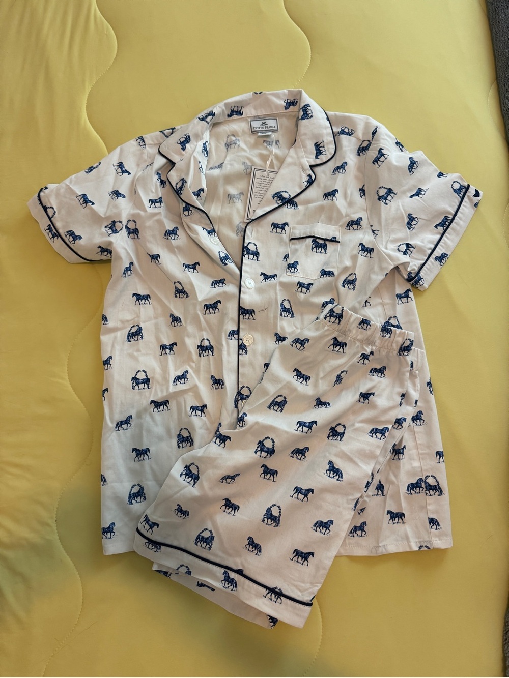 Women’s Short-Sleeve Horse Print Pajama Set - White/Navy